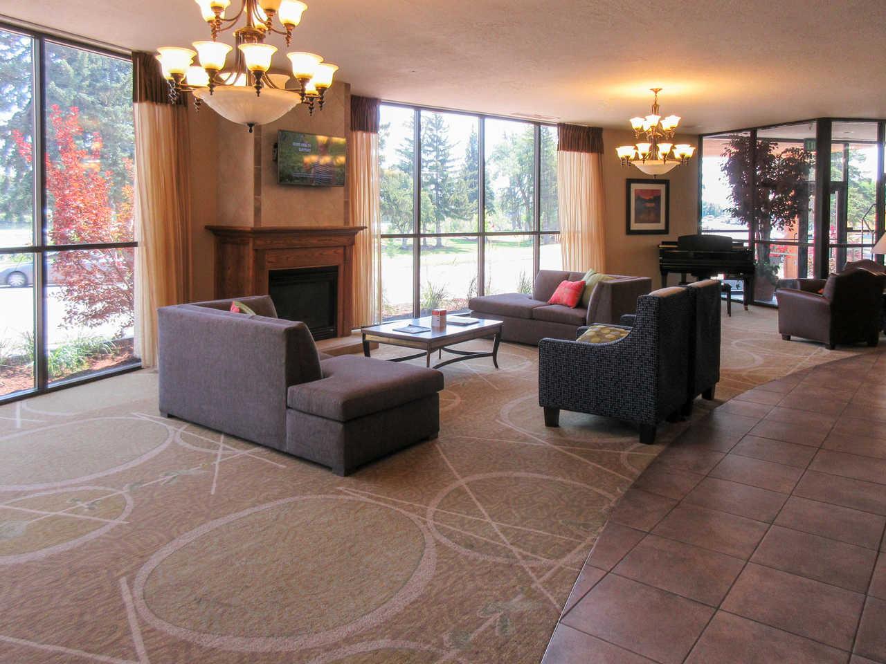 Comfort Suites Idaho Falls Exterior photo